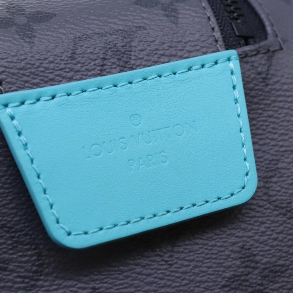 LOUIS VUITTON Monogram Eclipse Reverse Dopp Kit Bag Turquoise M11482 Auth 89... - Picture 14 of 16